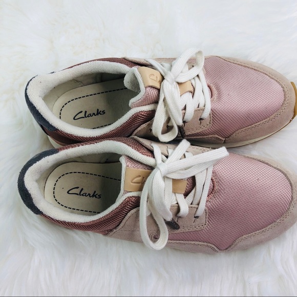 Clarks Pink, Mauve & Grey Retro Sneaker Sz 6 - Picture 2 of 16